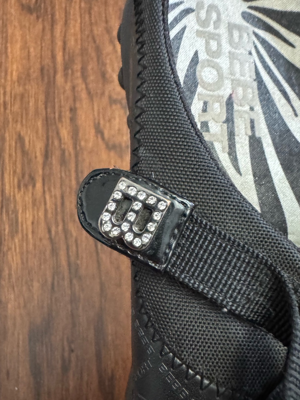 BEBE Sport Y2K black slip on Velcro strap women’s sneaker shoe - size 6 - Picture 2 of 5